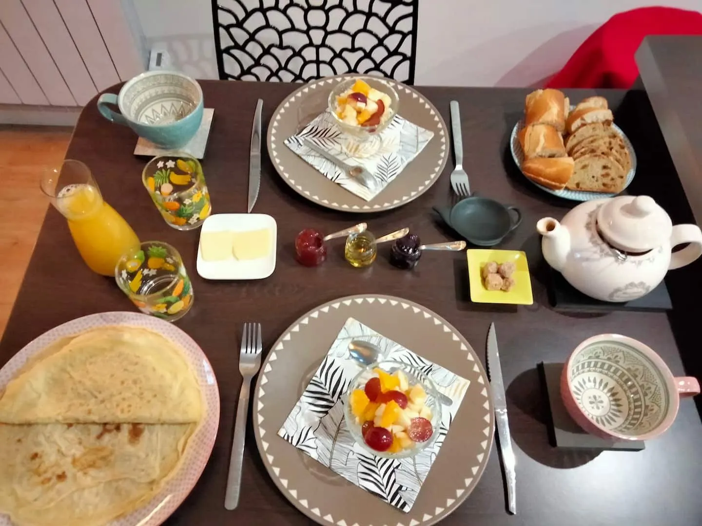 Le petit-déjeuner maison (11 €)