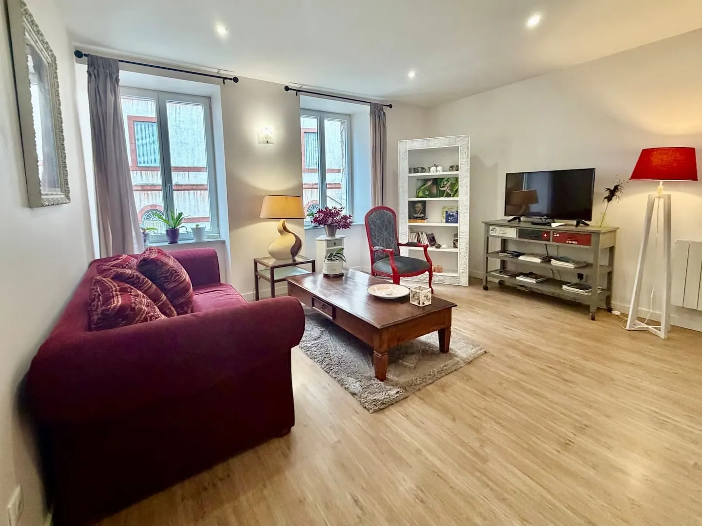Le salon, côté télévision
